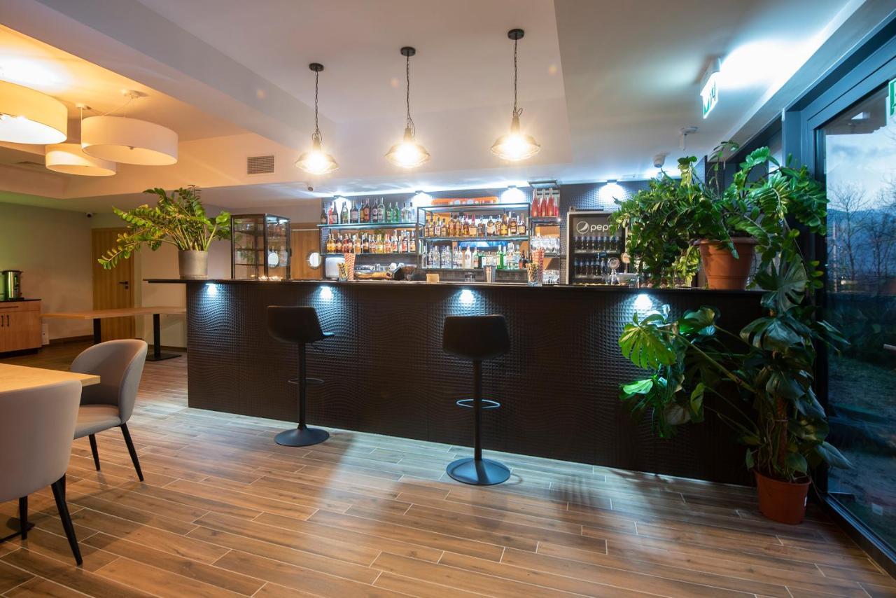 Hotel Jarzębata Wisla Bagian luar foto
